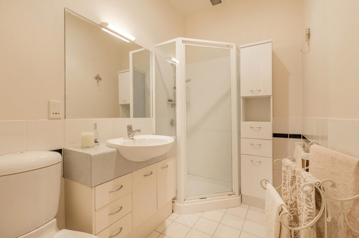1I/68 Mokoia Road, Birkenhead, Auckland - Carousel 10