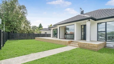 184 Peachgrove Road, Claudelands, Hamilton - Carousel 1