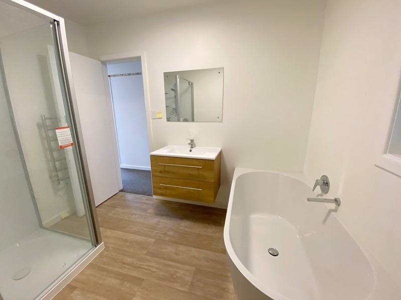 18 Taikata Road, Te Atatu Peninsula, Auckland - Carousel 12