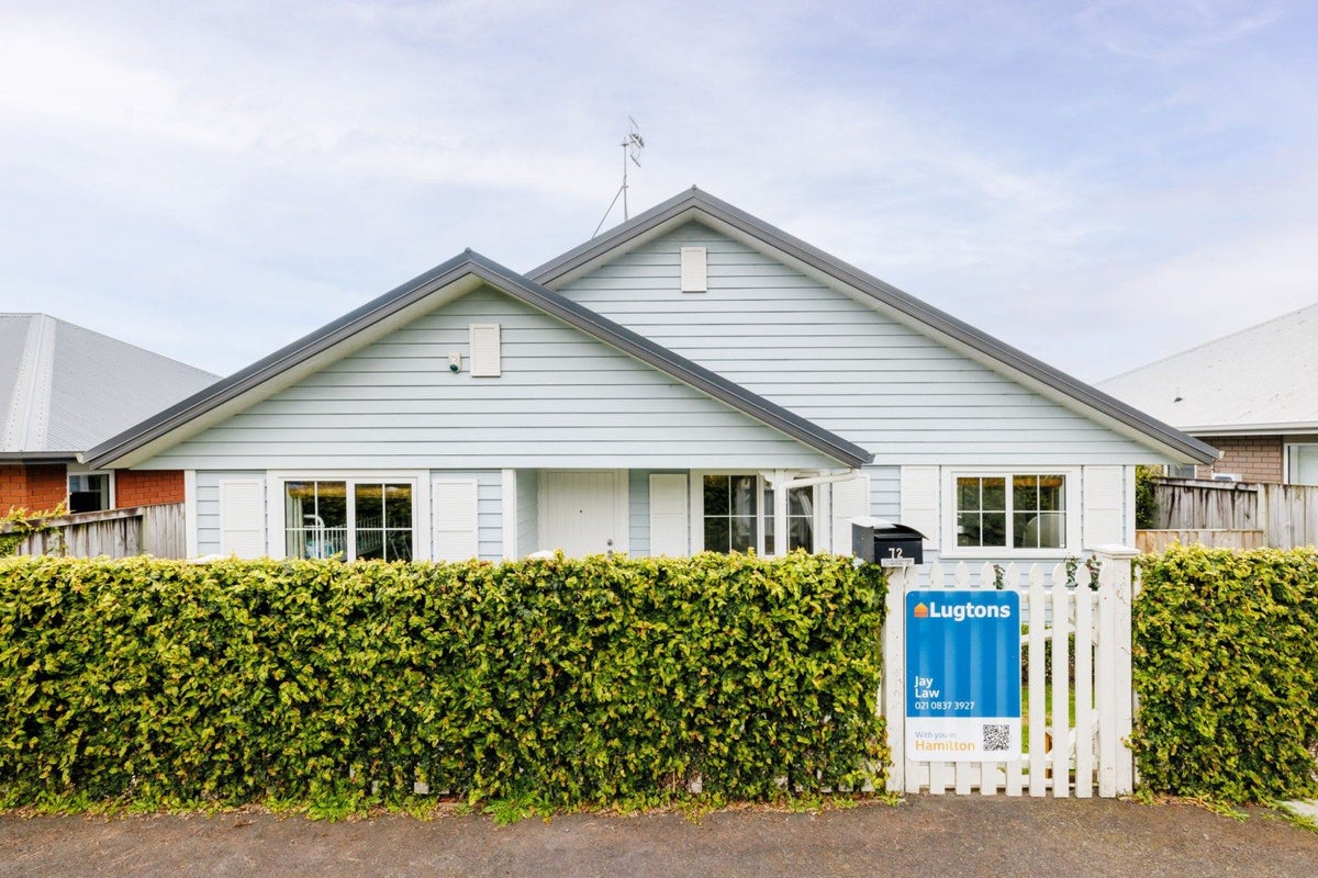 72 Queens Avenue, Frankton, Hamilton - Carousel 1