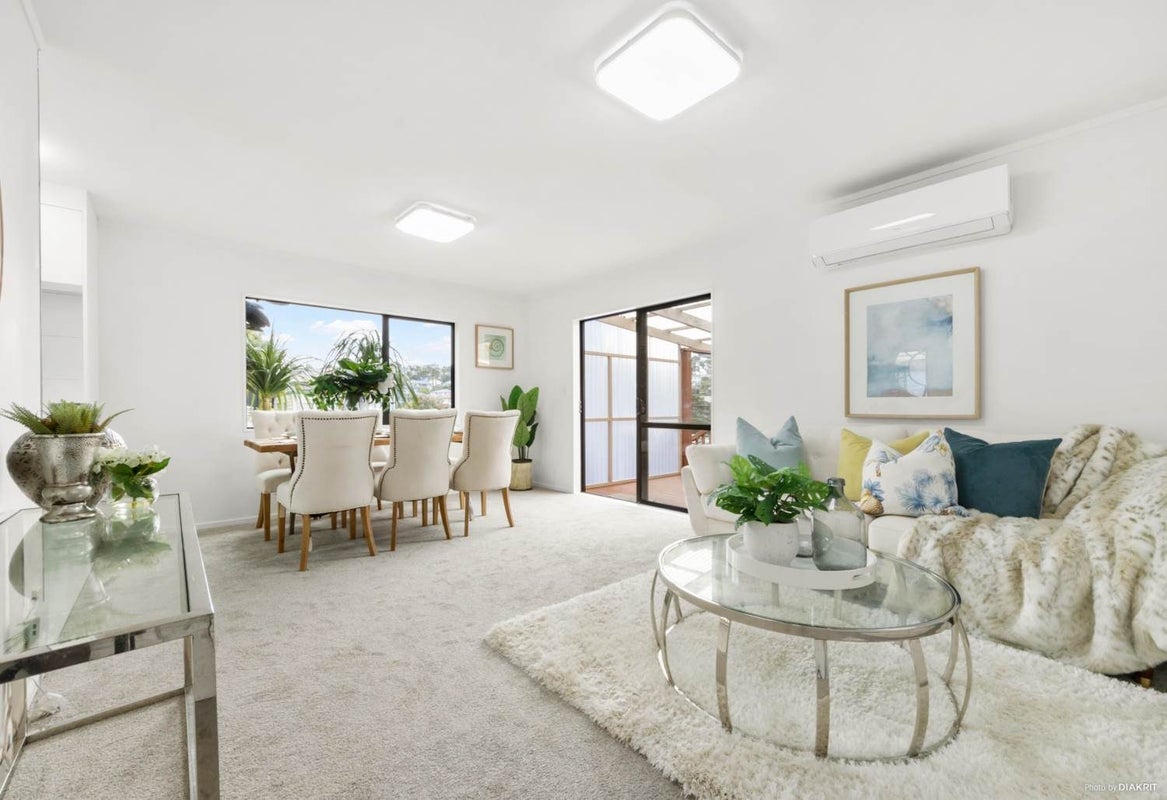 76 Gallony Avenue, Massey, Auckland - Carousel 2