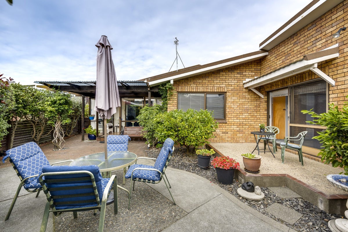 2/30 Ngarimu Crescent, Taradale, Napier - Carousel 2