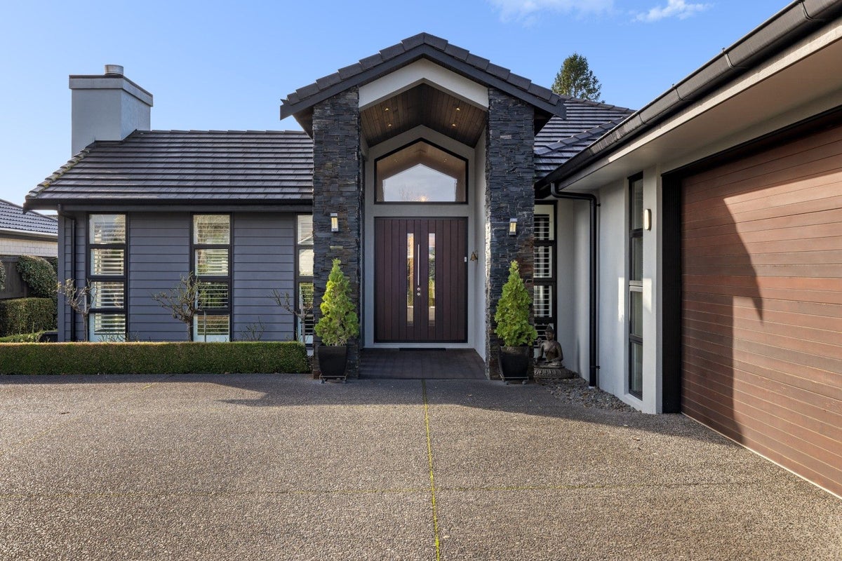 19 Tall Oaks Way, Bethlehem, Tauranga - Carousel 2