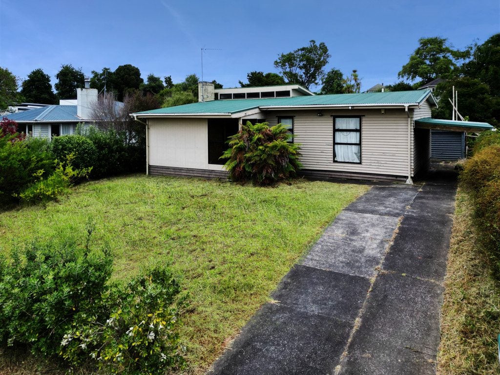 3 Sloane Street, Glen Innes, Auckland - Carousel 2