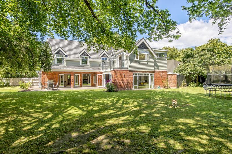12 Egmont Place, Bishopdale, Christchurch - Carousel 1