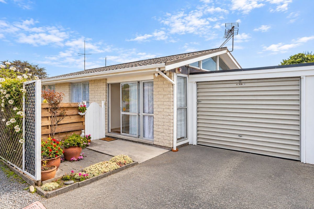 2/17 Sandra Street, South New Brighton, Christchurch City, Canterbury - Carousel 1
