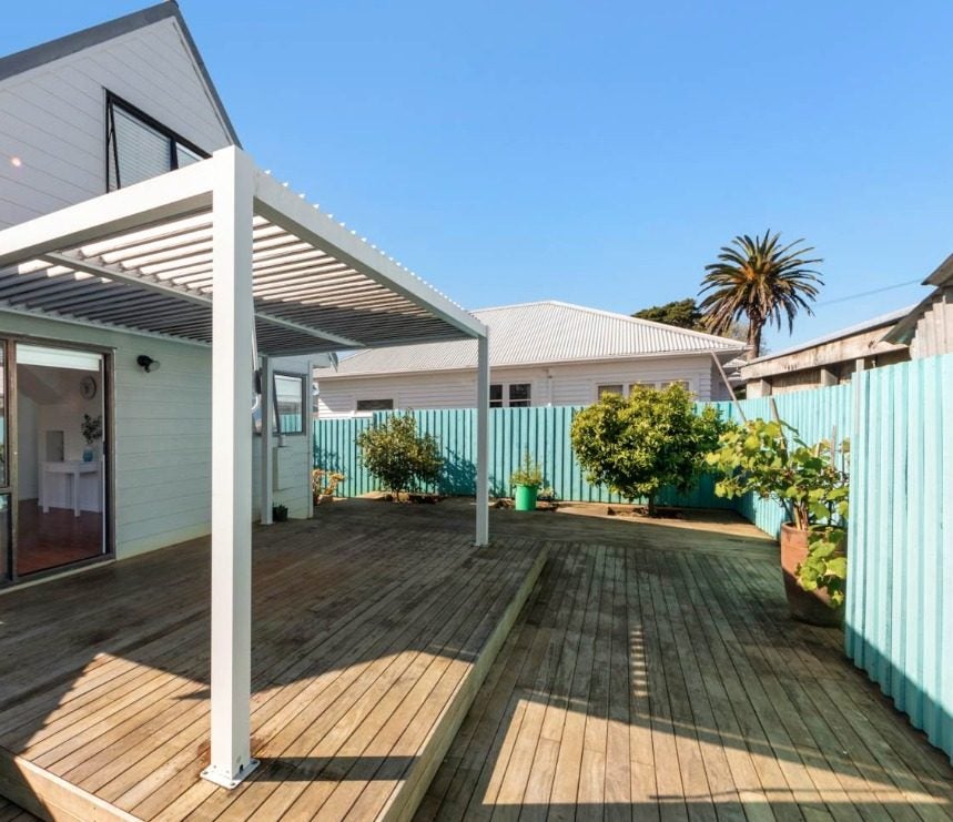 2/2 Blockhouse Bay Road, Avondale, Auckland - Carousel 1