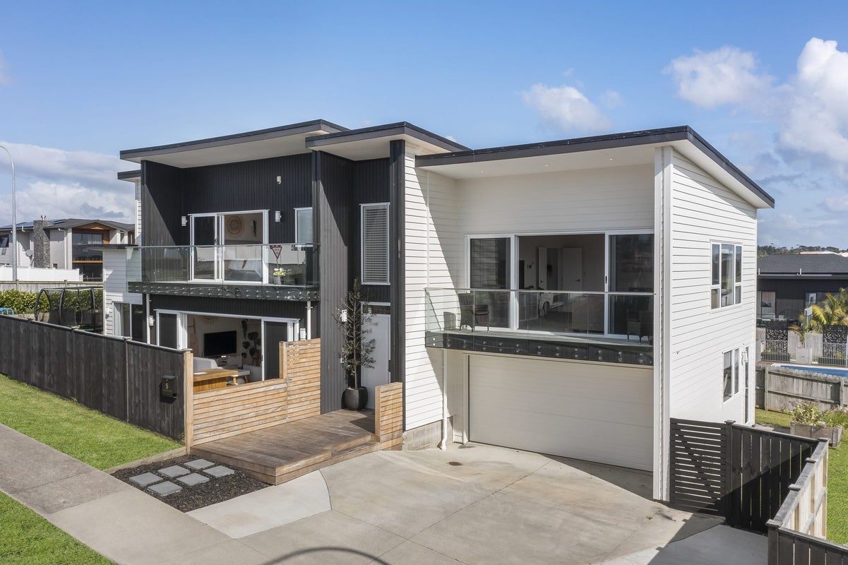 5 Keshvara Road, Beachlands, Auckland - Carousel 2