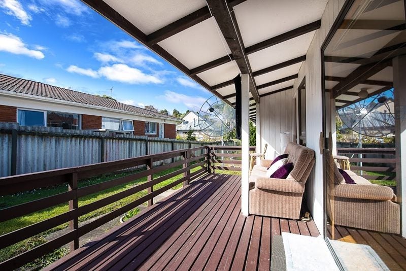 8 Keldale Place, Forrest Hill, Auckland - Carousel 15