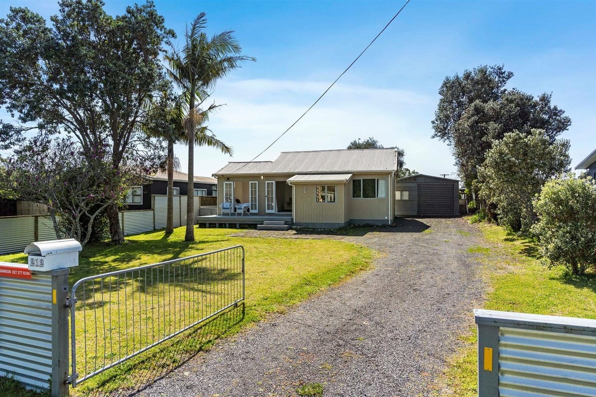 212 Otahu Road, Whangamata - Carousel 1