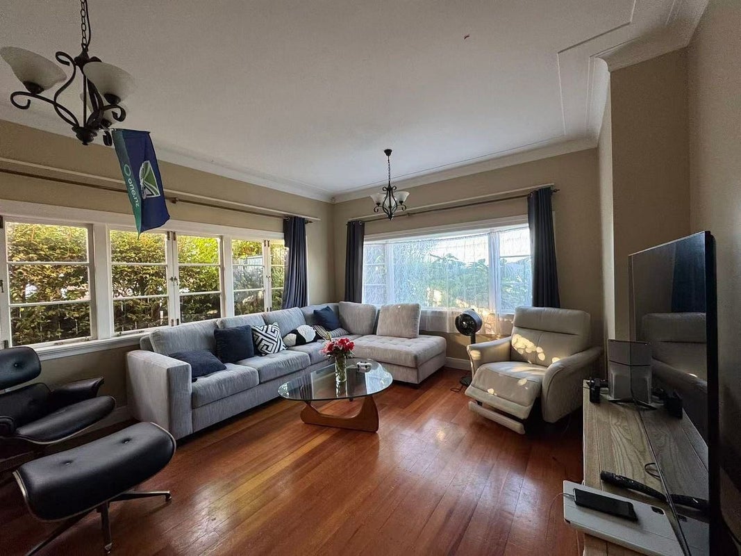 7 Otahuri Crescent, Greenlane, Auckland - Carousel 2