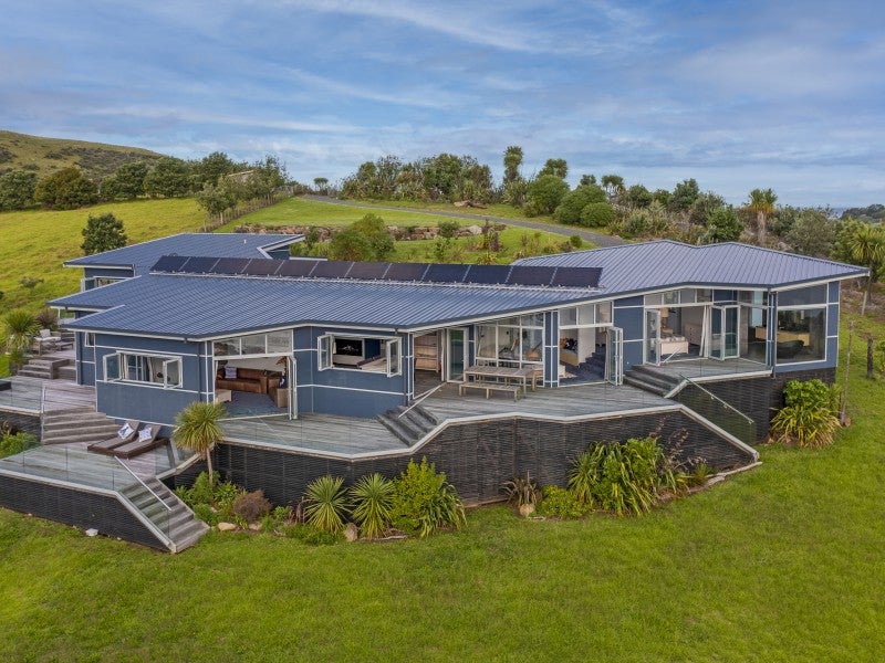 198 Pacific Ocean, Slipper Island (Whakahau), Hikuai - Carousel 2