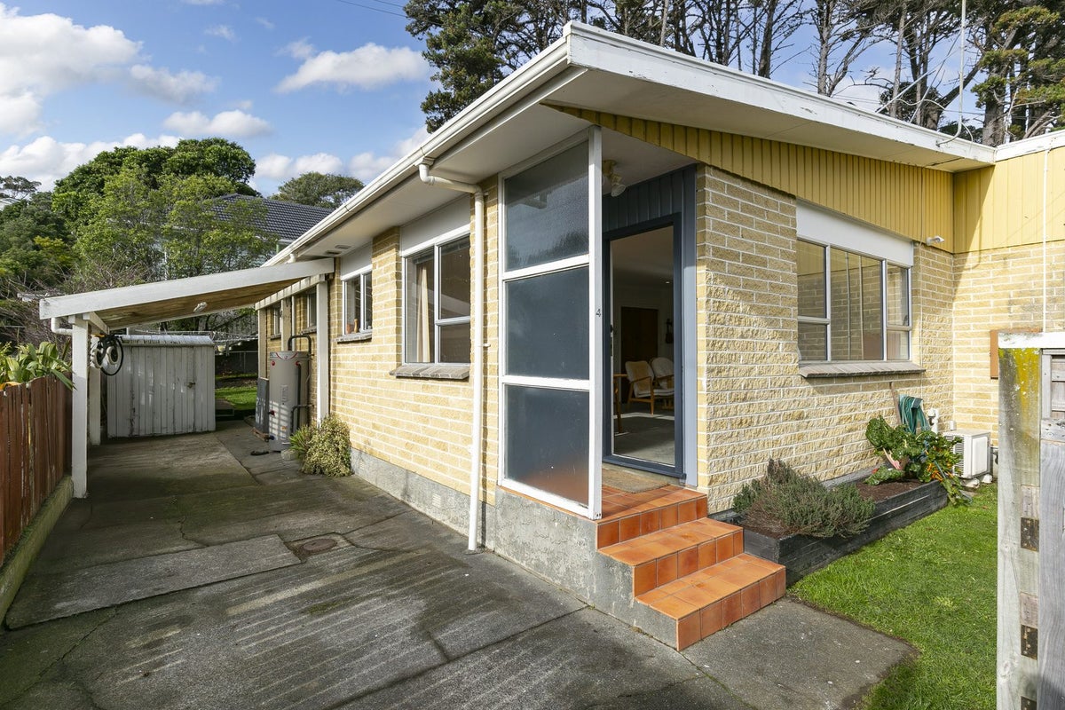 4/40 Darlington Road, Miramar, Wellington - Carousel 10