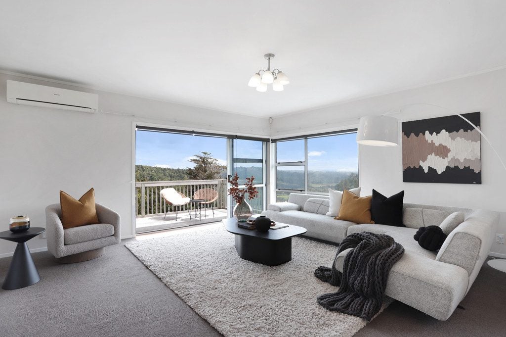 267 Forest Hill Road, Waiatarua, Auckland - Carousel 1