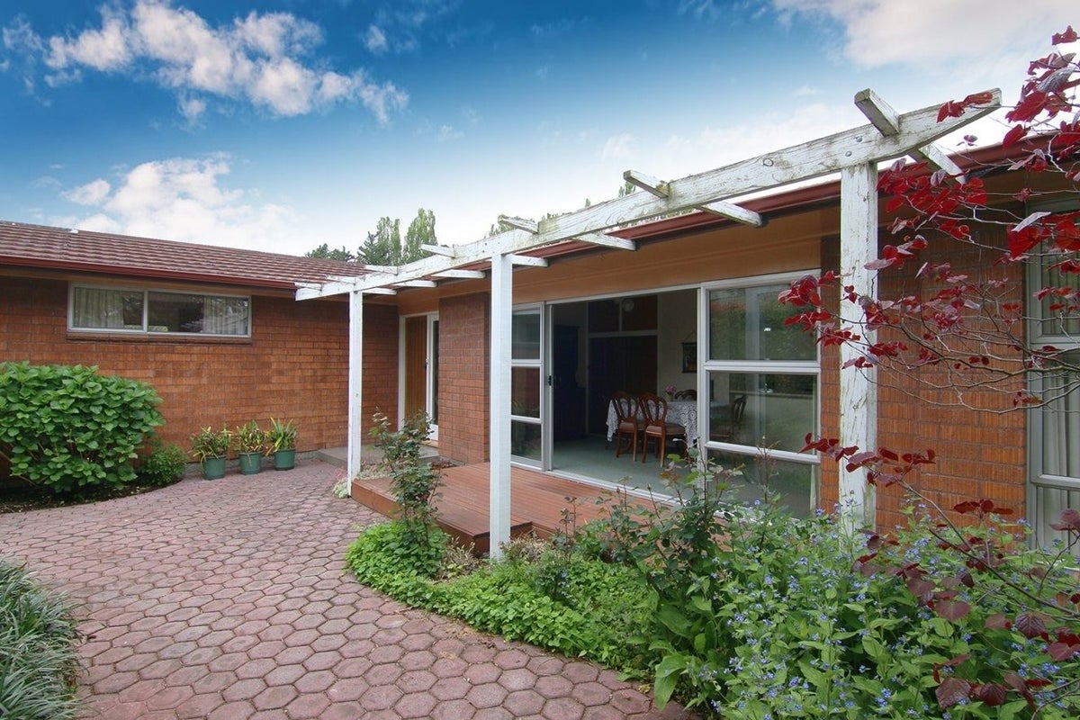 28 Claridges Road, Casebrook, Christchurch - Carousel 1