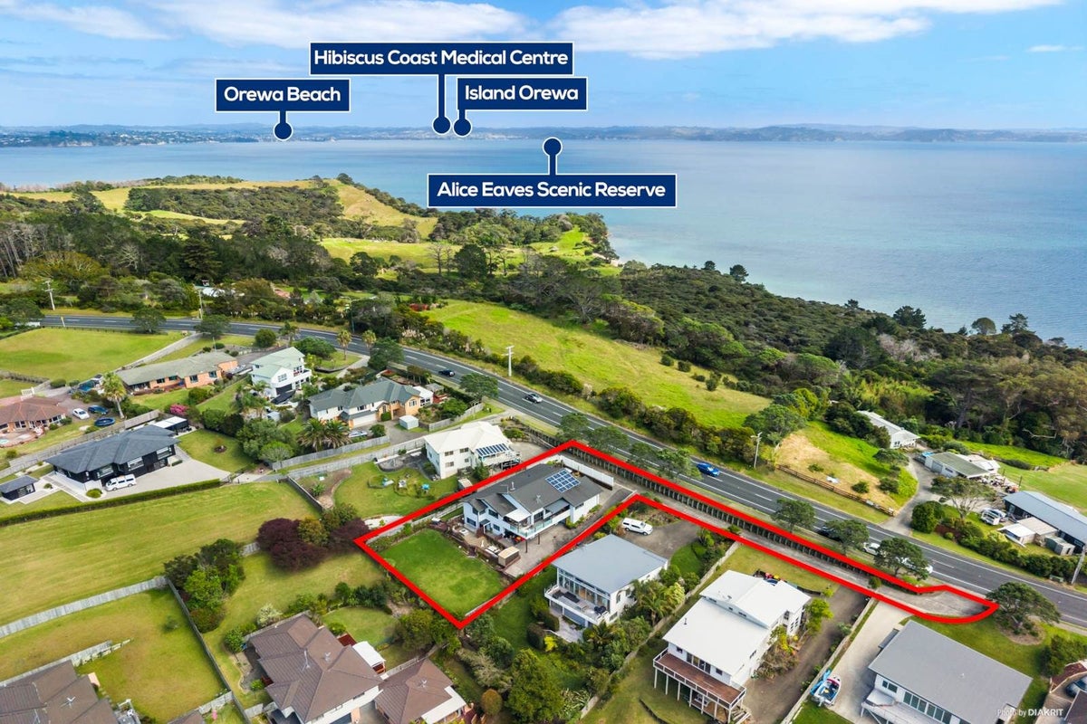 1169 Whangaparaoa Road, Gulf Harbour, Whangaparaoa - Carousel 1