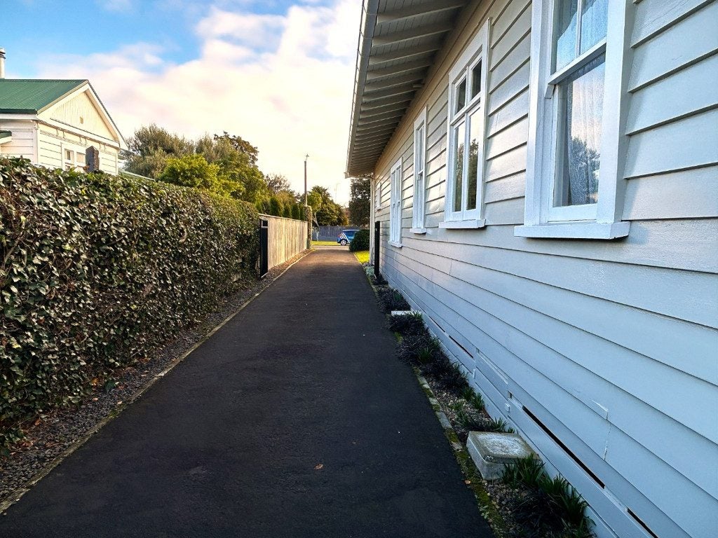 500 Charles Street, Saint Leonards, Hastings - Carousel 14