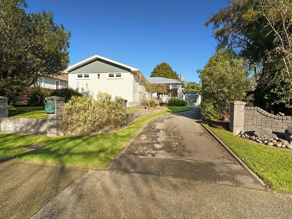 92 Clouston Park Road, Clouston Park, Upper Hutt - Carousel 1