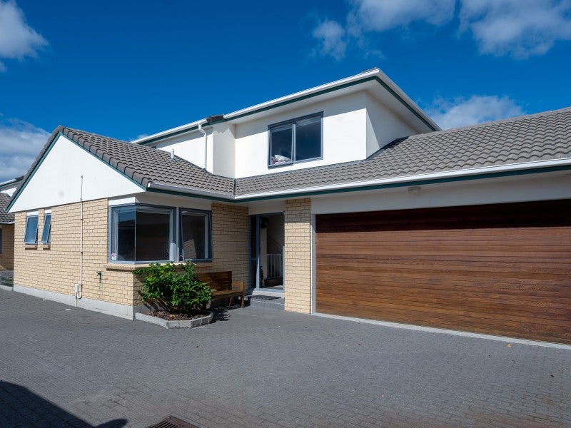 11B Carnot Street, Glenholme, Rotorua - Carousel 1