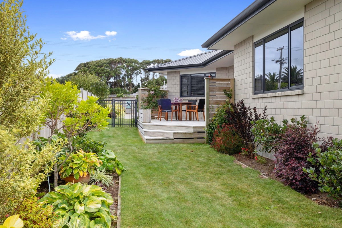 69 Wills Road, Bell Block, New Plymouth - Carousel 18