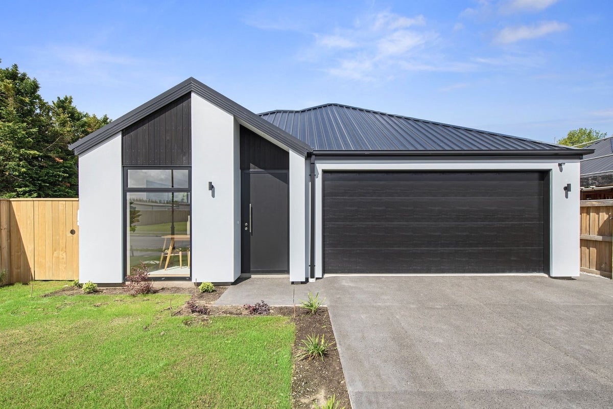 11 Cartvale Drive, Marshland, Christchurch - Carousel 1