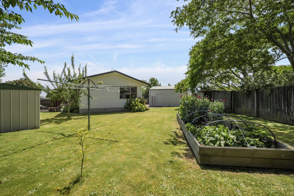 19 Rewarewa Street, Owhata, Rotorua - Carousel 14