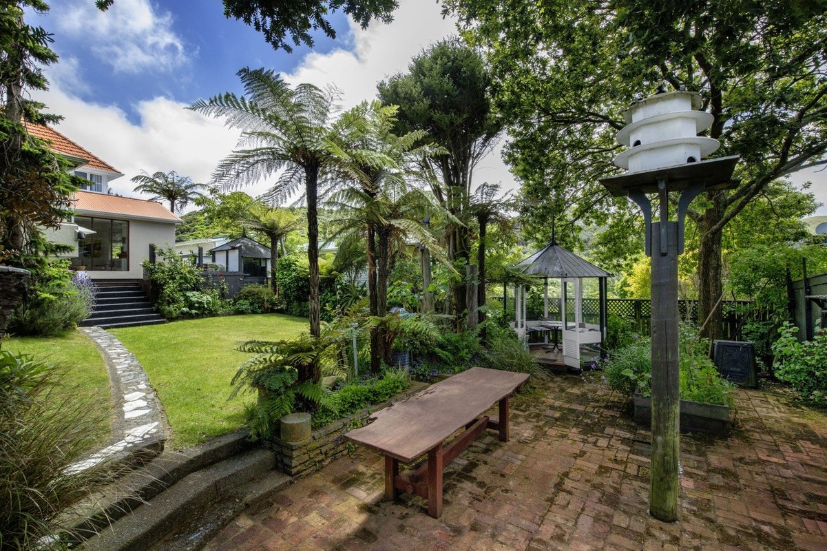 14 Chamberlain Road, Karori, Wellington - Carousel 2