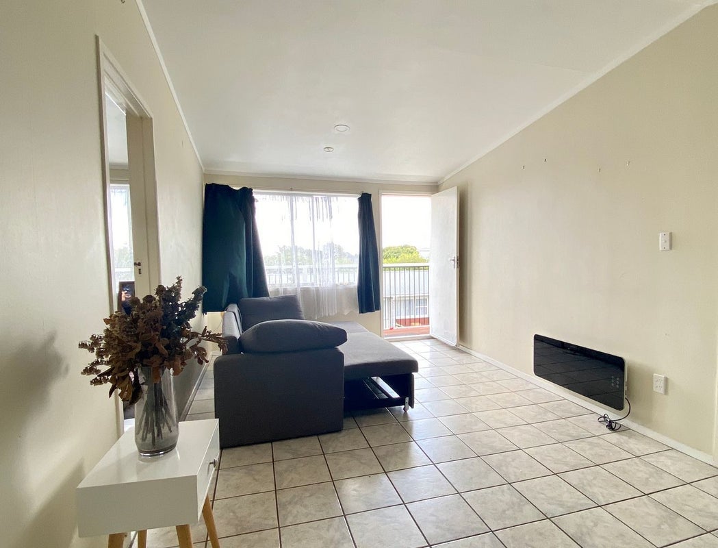 4/53 Grange Road, Mount Eden, Auckland - Carousel 1