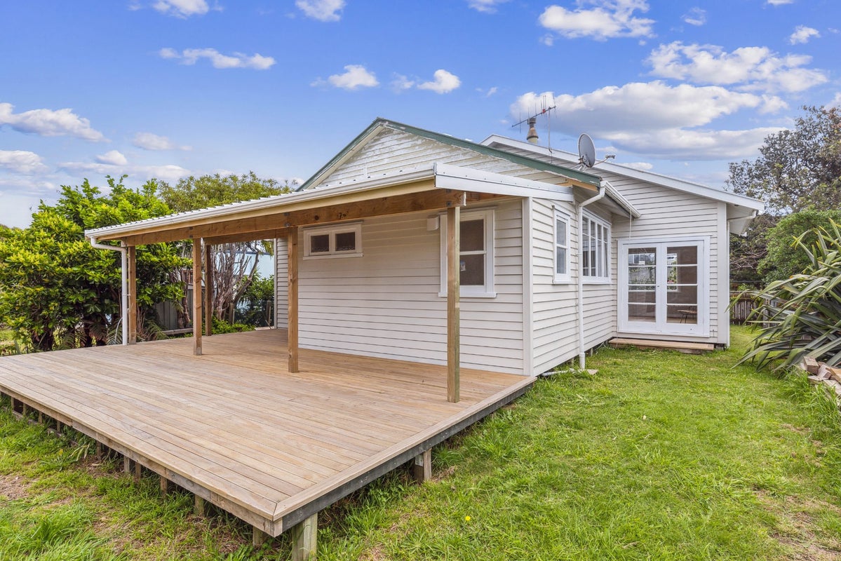 98 Rosetta Road, Raumati South, Paraparaumu - Carousel 2