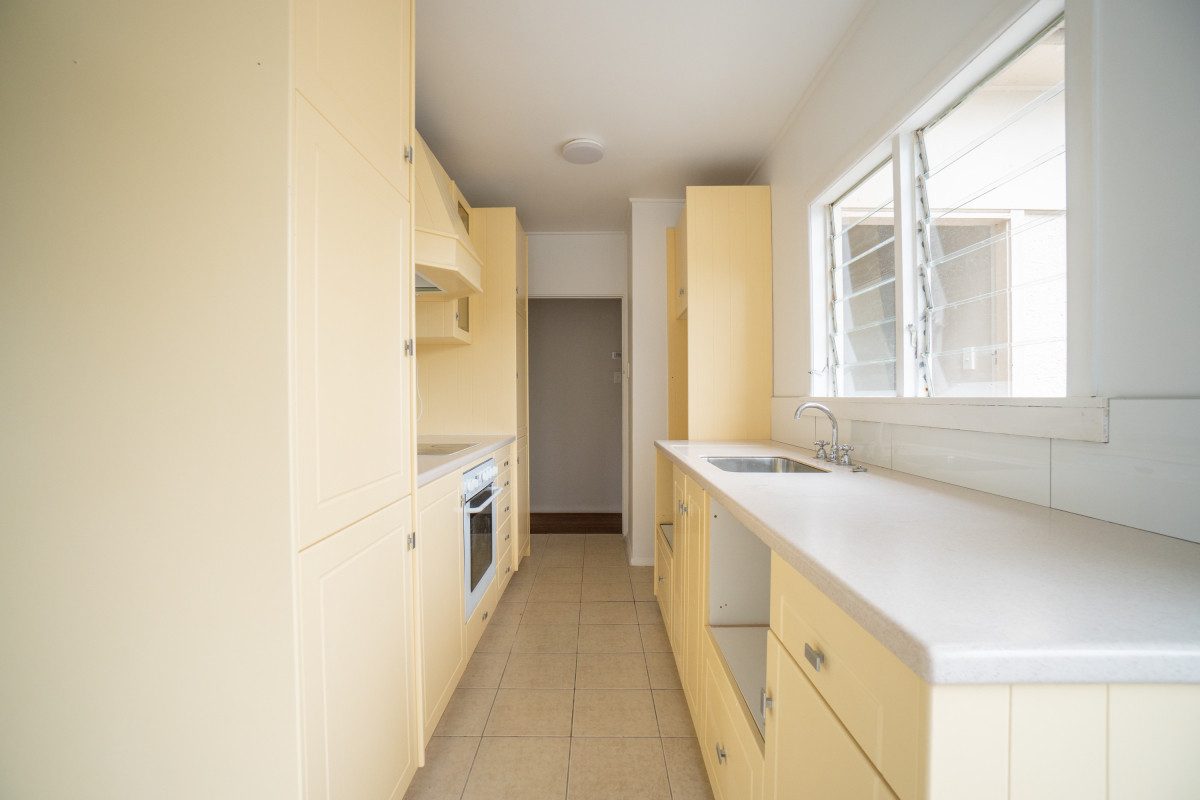 23 Glasgow Street, Takaro, Palmerston North - Carousel 2