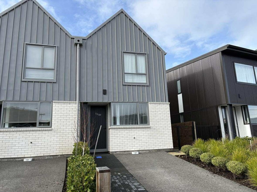 7/130 Richmond Street, Petone, Lower Hutt - Carousel 27