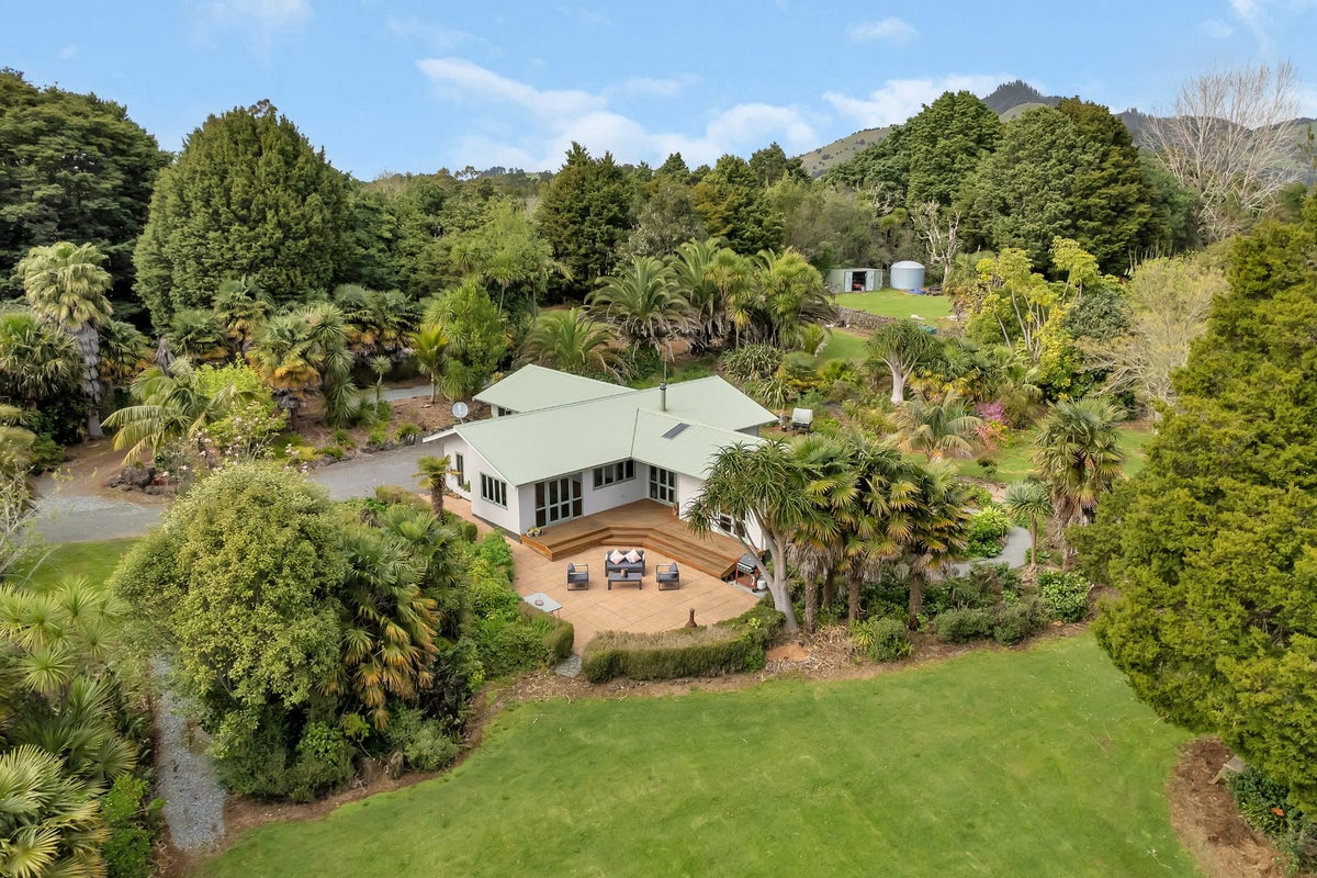 159 Tangihua Road, Whangarei - Carousel 1
