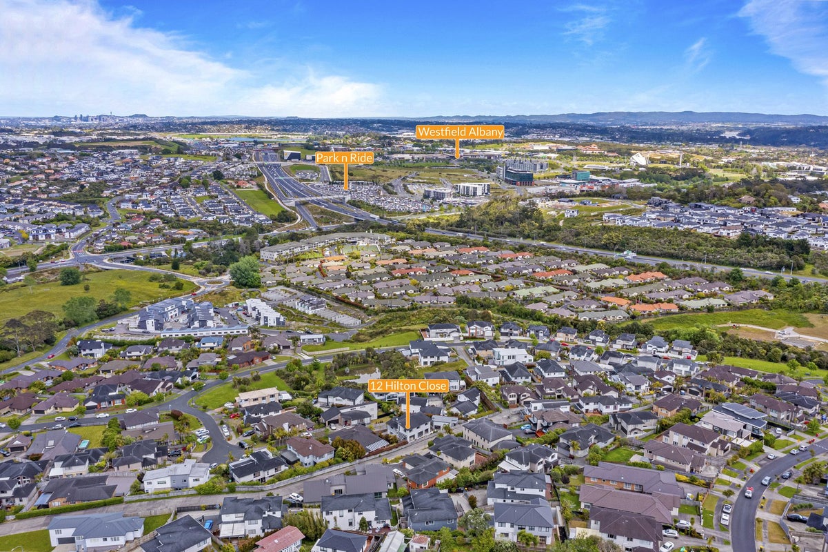 12 Hilton Close, Fairview Heights, Auckland - Carousel 24