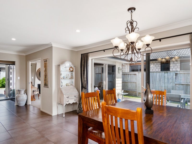 16 Glenmonarch Place, Pyes Pa, Tauranga - Carousel 2