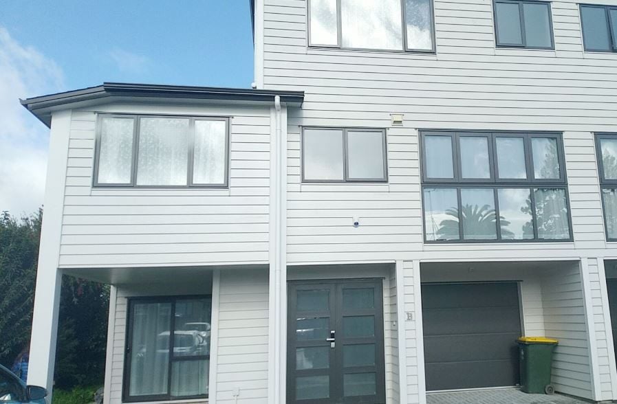 119B Moore Street, Howick, Auckland - Carousel 1