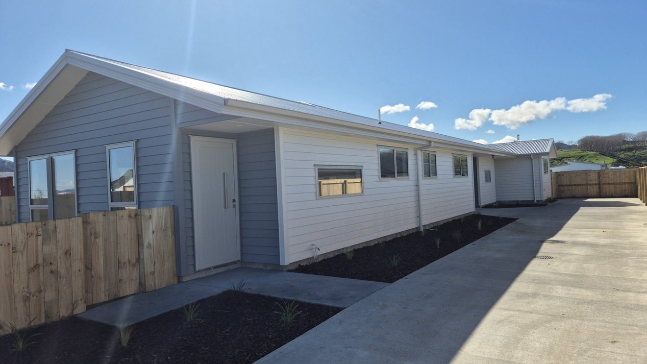 25 Allan Avenue, Lytton West, Gisborne - Carousel 27