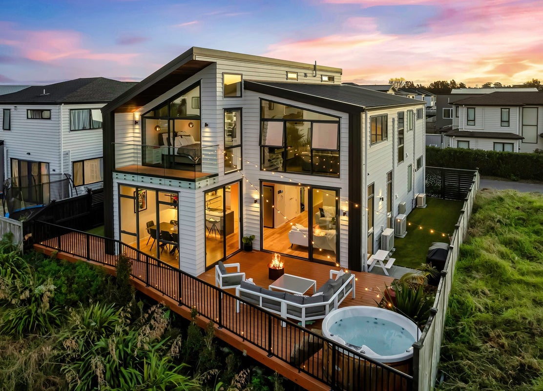 39 Craigs Way, Hobsonville, Auckland - Carousel 1