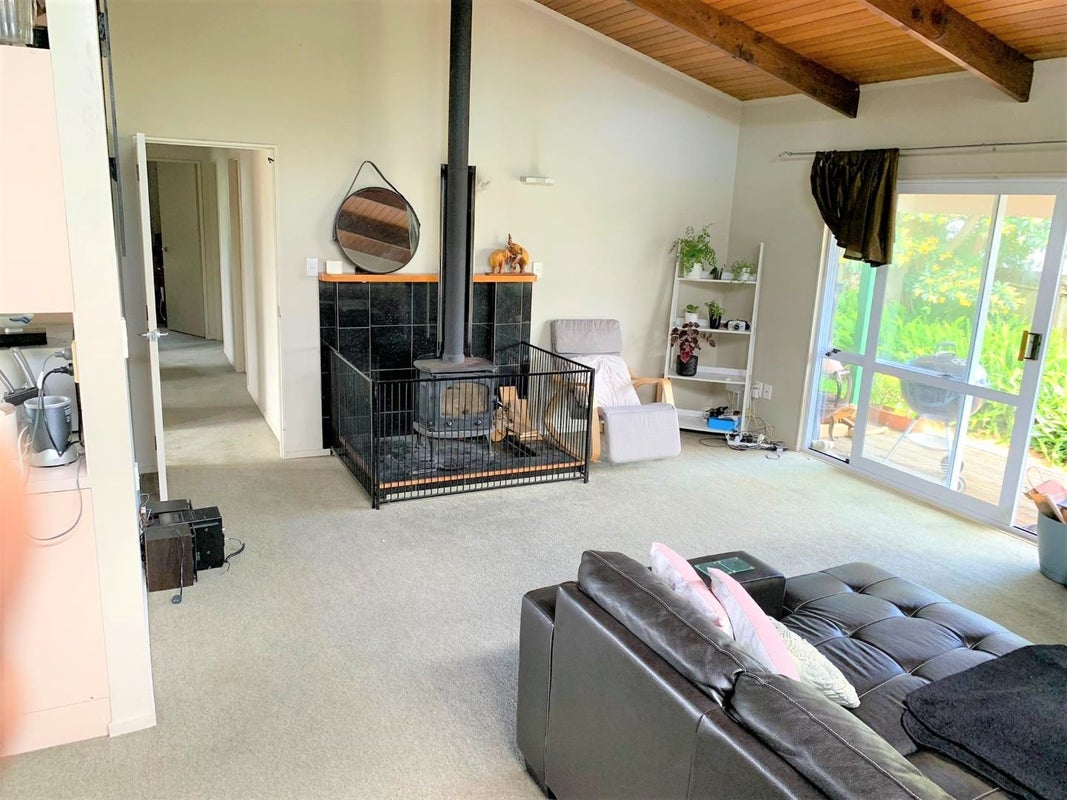 62A Ballarat Street, Ellerslie, Auckland - Carousel 1