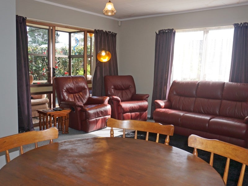 120A Hillcrest Road, Raumati Beach, Paraparaumu - Carousel 2