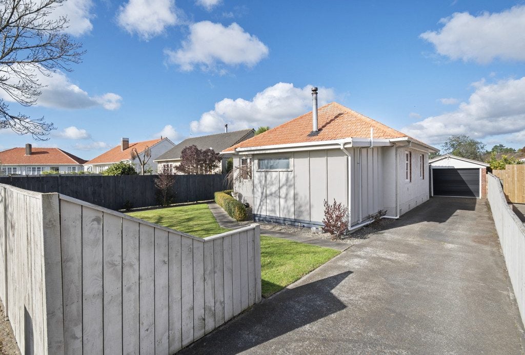 88 Manson Street, Terrace End, Palmerston North - Carousel 2