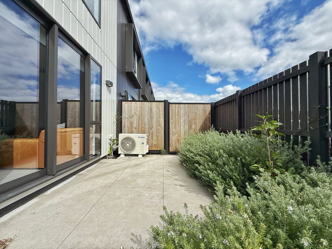 37 Te Aniwaniwa Terrace, Albany, Auckland - Carousel 17