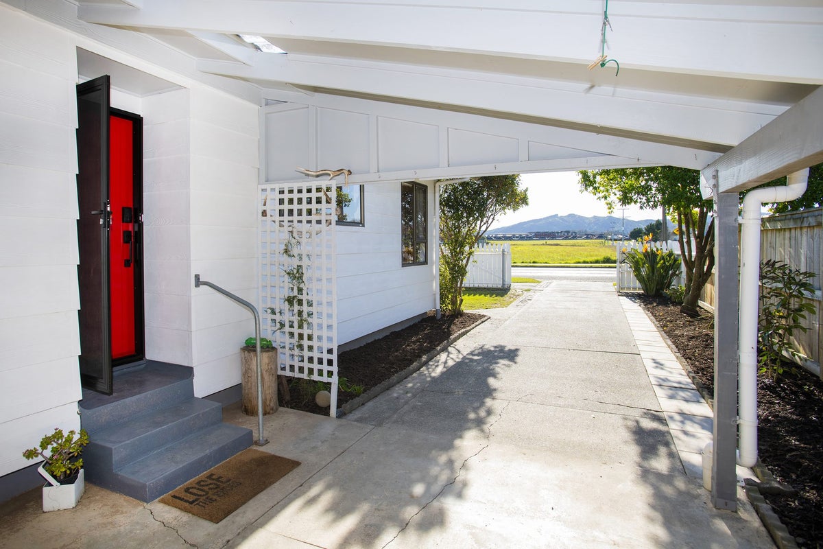 454 Nelson Road, Riverdale, Gisborne - Carousel 2