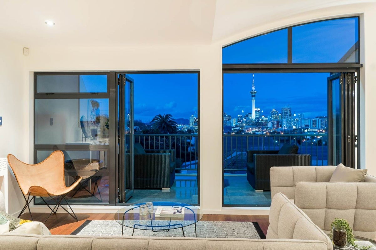 4/2 Collingwood Street, Freemans Bay, Auckland - Carousel 2