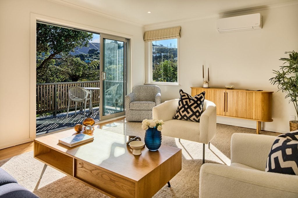 19 Norwich Street, Wadestown, Wellington - Carousel 1