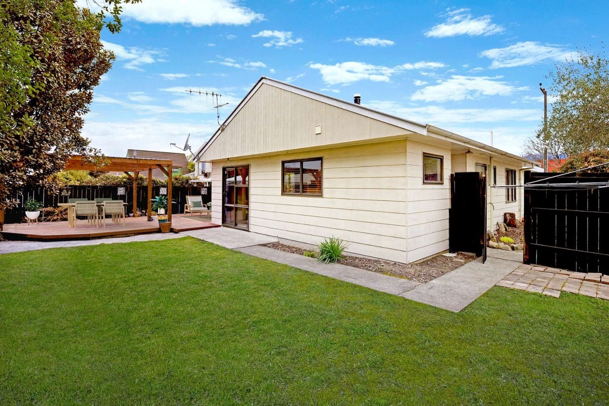 2 Waimea West Road, Brightwater, Brightwater - Carousel 1