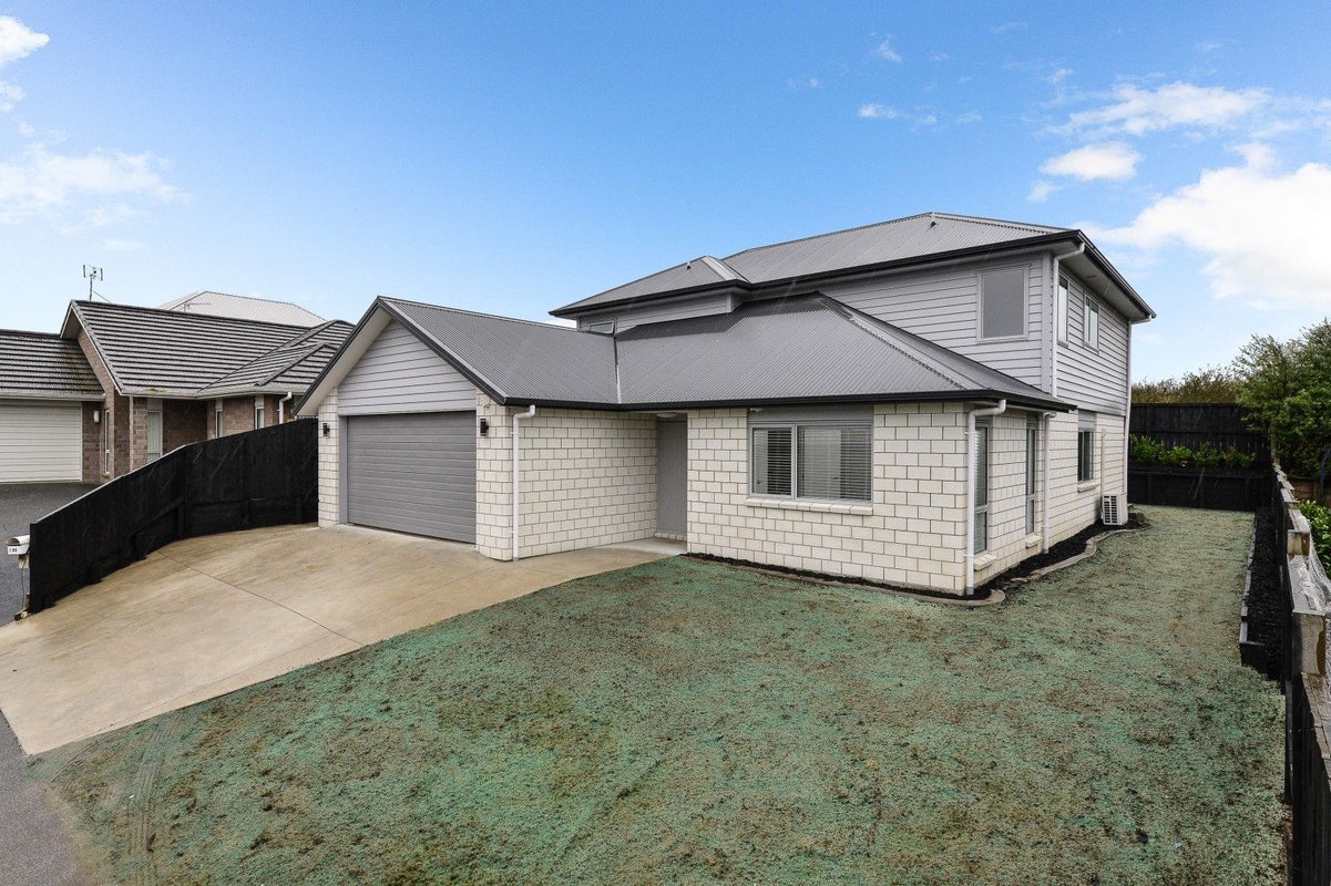 25 Teafields Court, Huntington, Hamilton - Carousel 1