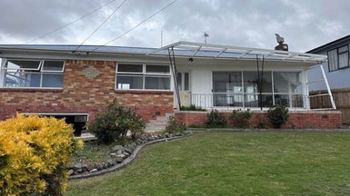 1 Sterling Avenue, Manurewa East, Auckland - Carousel 1
