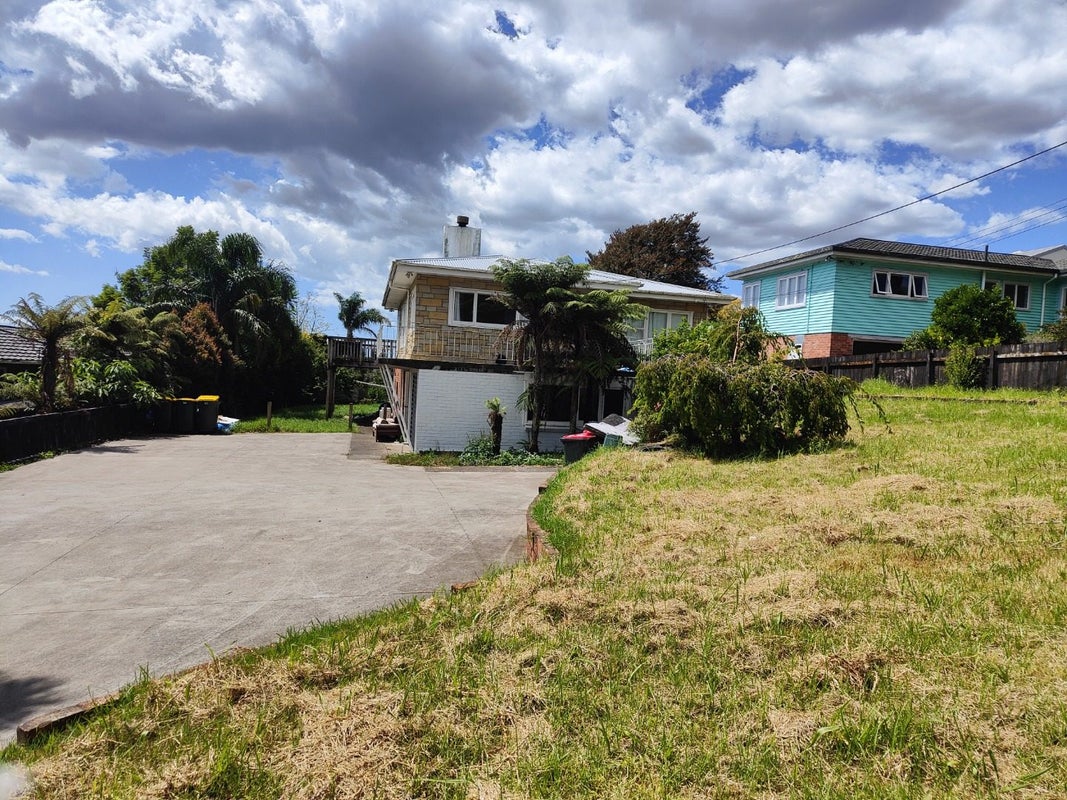22 Red Hill Road, Red Hill, Papakura - Carousel 1
