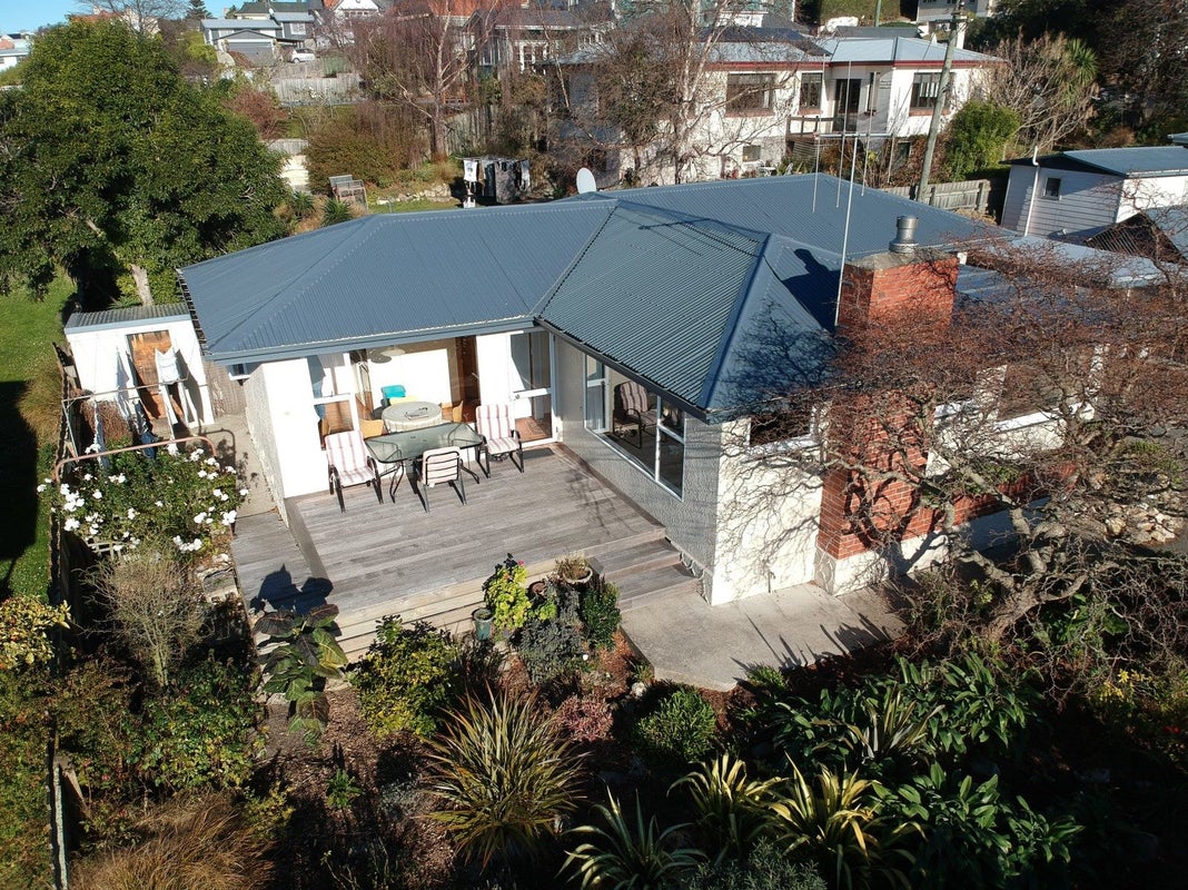 1A Ure Street, South Hill, Oamaru - Carousel 13