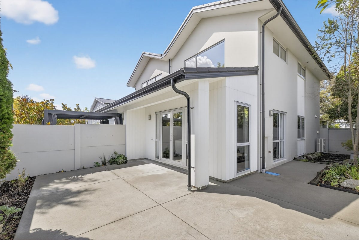 217 Edgeware Road, Edgeware, Christchurch - Carousel 1